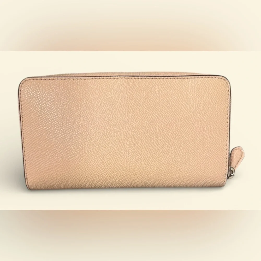 Coach Accordian Zip Wallet - Picture 2 of 4